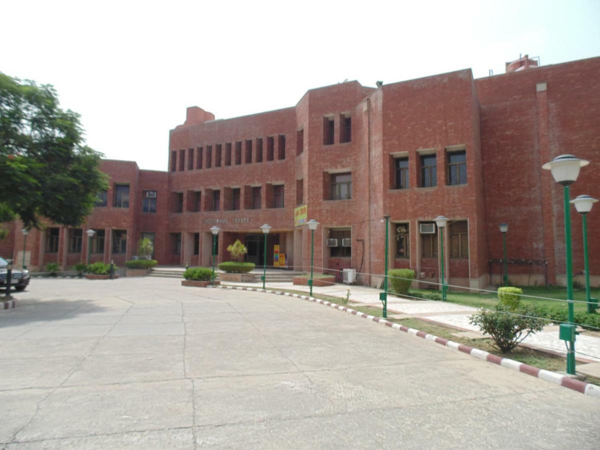 Hostel Ymca Greater Noida Programme Centre Dillí Exteriér fotografie
